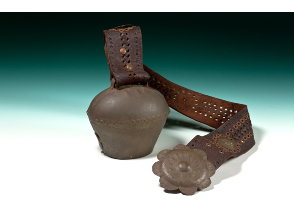 Refusing to Say Goodbye to Handicraft
